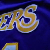 Kobe Bryant #24 Los Angeles Lakers NBA маркоа баскетболна тениска  оригин.Adidas размер M lenght +2, снимка 4 - Баскетбол - 44797385
