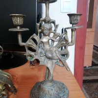 Комплект от бронзови предмети часовник с два броя свещници 3-ка, снимка 2 - Антикварни и старинни предмети - 38649740