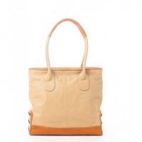 Продавам нова eстествена кожа чанта марка TOD`S оригинална , размер   34/ 15/ 40 см моя  цена  700 л, снимка 1 - Чанти - 35302692