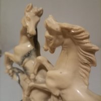 Уникална-Изключителна красива топ находка,фигурка статуетка на изящни коне., снимка 12 - Статуетки - 44344199