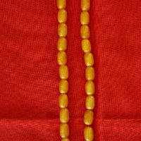 Кехлибарена броеница с 35 зърна, снимка 1 - Антикварни и старинни предмети - 40775985