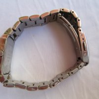 GUESS марков дамски кварцов часовник с механизъм на SEIKO., снимка 3 - Дамски - 29630442