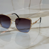 Слънчеви очила Valentino, снимка 1 - Слънчеви и диоптрични очила - 44751131