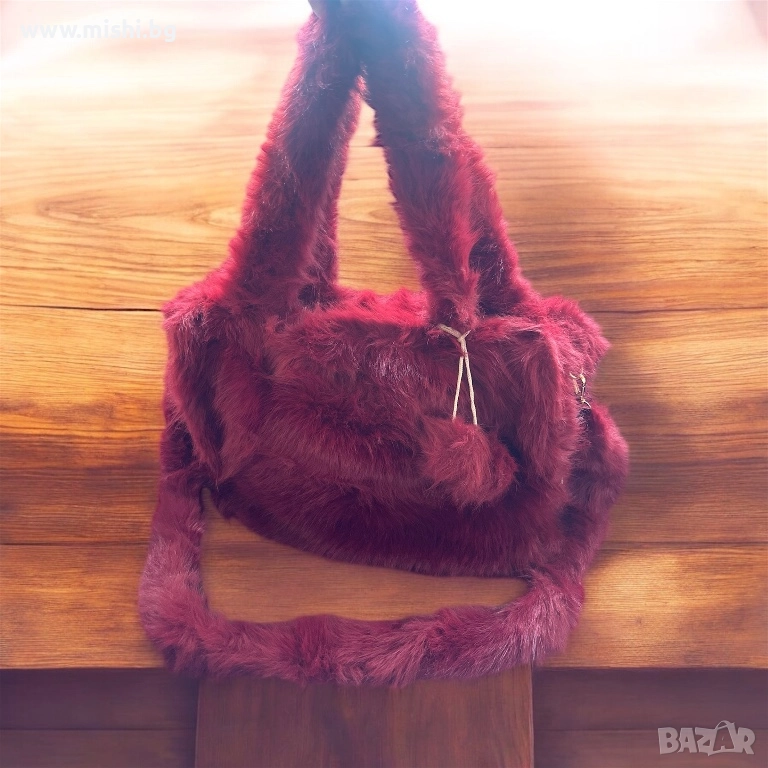 Дамска чанта през рамо Plush, снимка 1