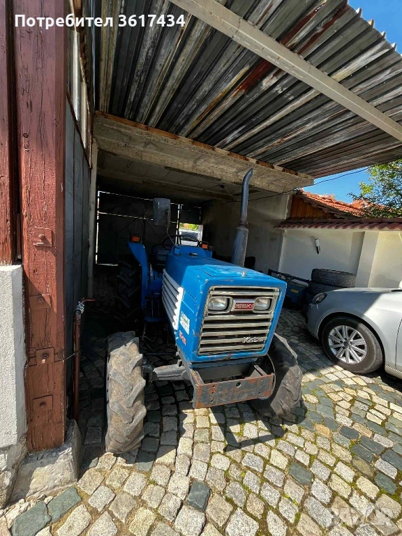 Японски Трактор Исеки, снимка 1