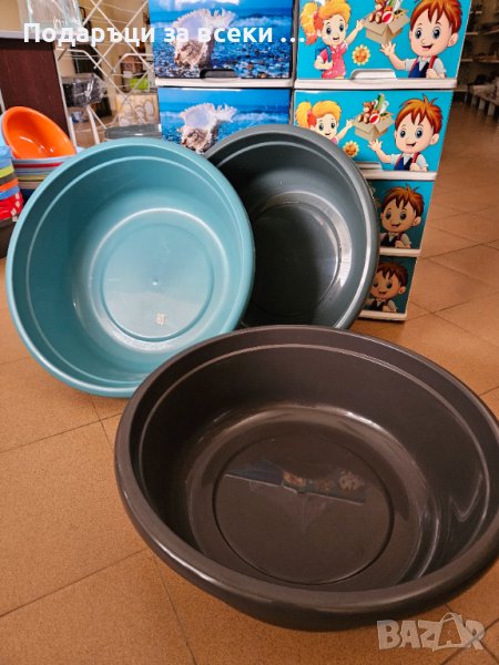 Голям леген 35литра  Цена: 6.90лв  Голямо корито. За зимнина, снимка 1