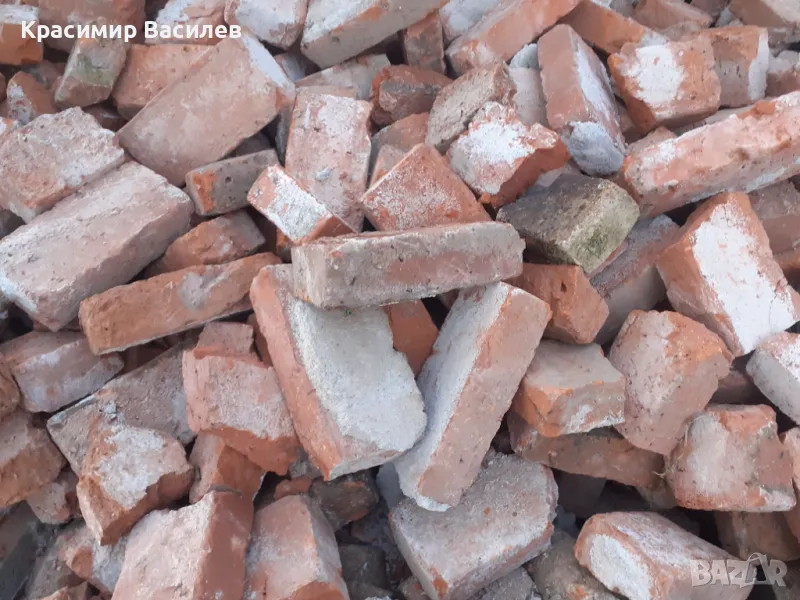 ПРОДАВАМ ТУХЛИ ЕДИНИЧКИ използвани запазени , снимка 1