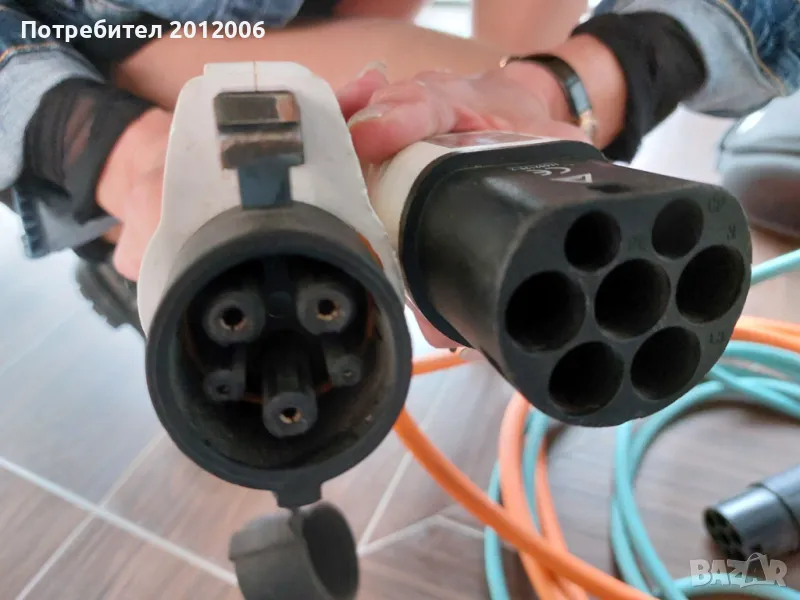 Кабели за зареждане на електромобил, снимка 1