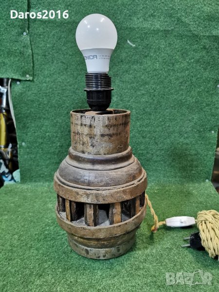 Стара нощна лампа, дърво и желязо , снимка 1