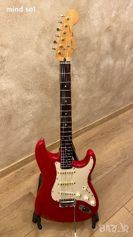 Squier by Fender 62 Reissue Stratocaster Red SQII-STR Japan MIJ, снимка 1