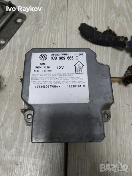 Модул за AIRBAG за Volkswagen Passat Sedan B5.5 , 1C0 909 605 C , снимка 1