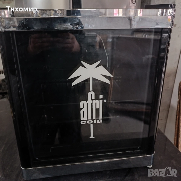 минибар, снимка 1