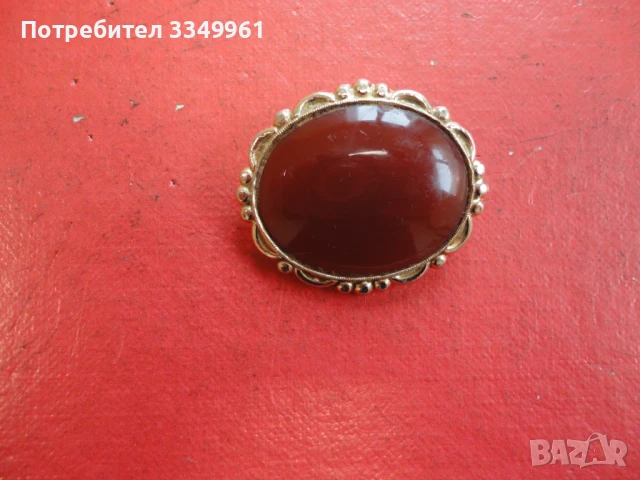 Позлатена брошка кехлибар каталин , снимка 2 - Други - 51342302