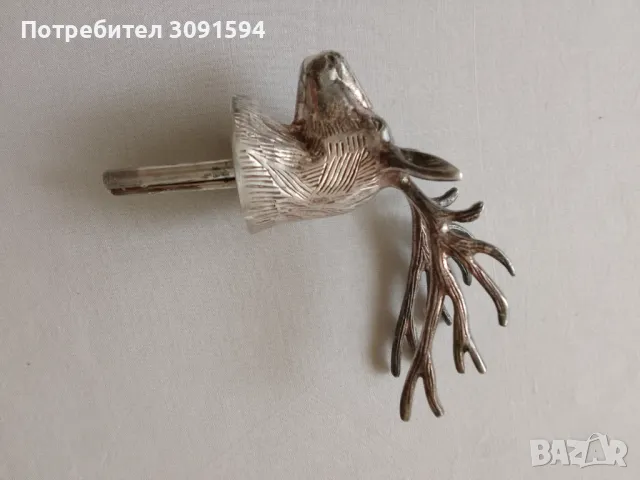 Винтидж тапа,запушалка  рядка кралска глава на елен~ Посребърна за наливане на вино/уиски 