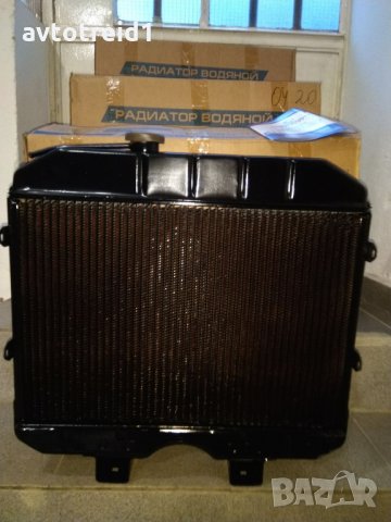 продавам радиатор УАЗ, снимка 1 - Части - 14665979