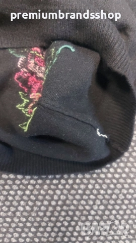 Moncler пуловер S дамски , снимка 4 - Блузи с дълъг ръкав и пуловери - 52579047