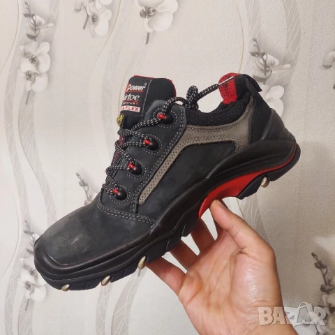 Работни предпазни Обувки U-POWER MASTER S3 SRC ESD UR20124 номер 45  с бомбе , снимка 8 - Други - 48787601
