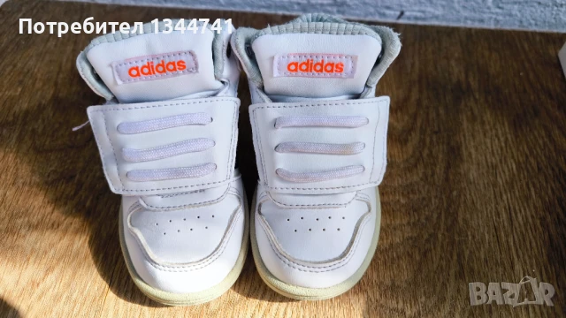 Обувки Adidas 21 номер, снимка 4 - Бебешки обувки - 50707145