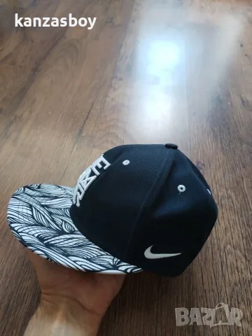 Nike Snapback Neymar - страхотна мъжка шапка КАТО НОВА, снимка 5 - Шапки - 55729325