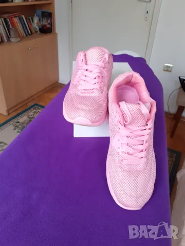 Маратонки в розов цвят! 