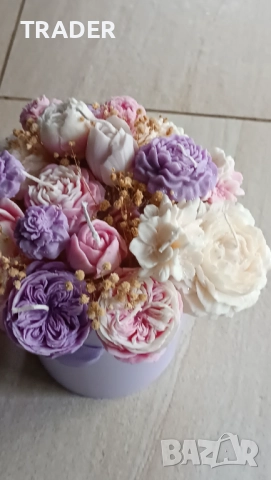 Букет от ароматни соеви свещи под формата на цветя, снимка 6 - Други - 38844787
