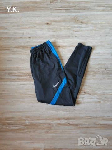 Оригинално мъжко долнище Nike Dri-Fit, снимка 1 - Спортни дрехи, екипи - 44335323