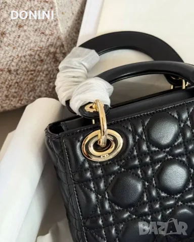 Christian Dior Дамска чанта, кожа, снимка 3 - Чанти - 56403443