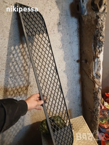 решетка в предна броня , ford fiesta mk6 , форд фиеста