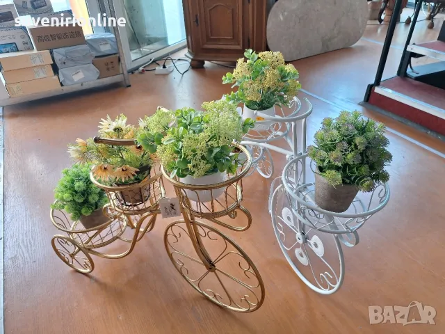 метален цветарник колело, снимка 2 - Градински мебели, декорация  - 50410667