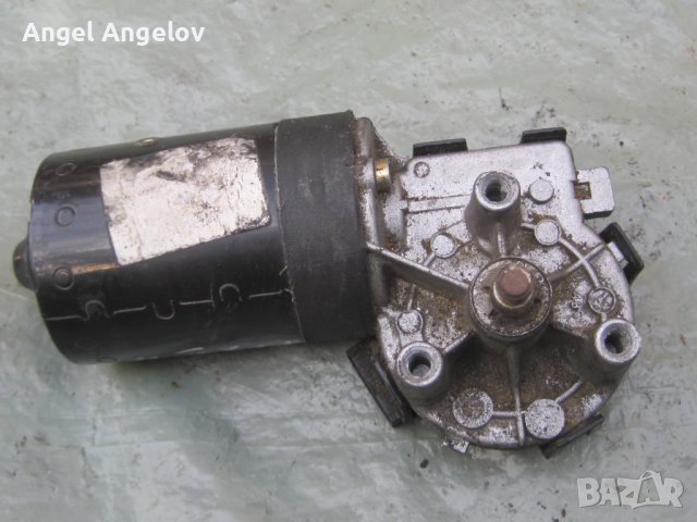 Моторче за чистачки 1j0955623 Bosch VW Golf 4 Audi A3, снимка 2 - Части - 40507214