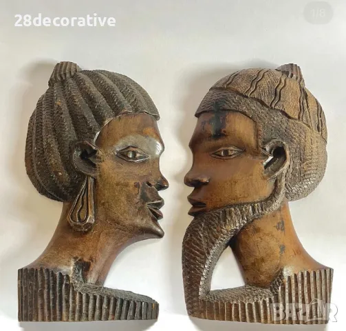 Дървени лица от много плътно дърво мъж и жена глава бюст глави