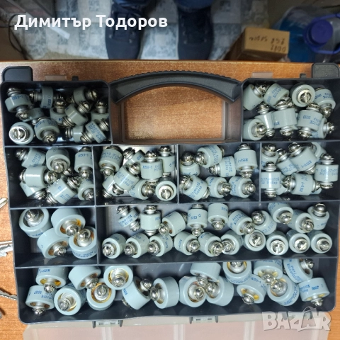 Продавам кондензатори К15У, снимка 3 - Друга електроника - 52247379