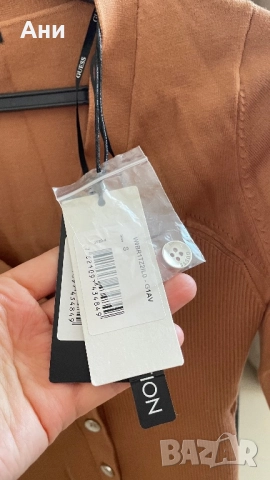 Жилетка GUESS , снимка 4 - Жилетки - 51821565