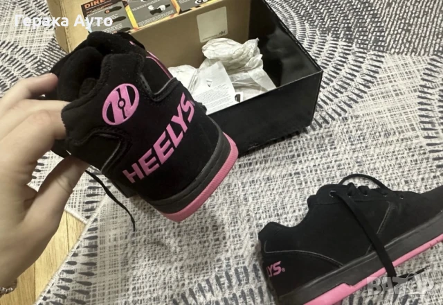 Обувки с колелца Heelys 36.5, снимка 4 - Детски маратонки - 50717065