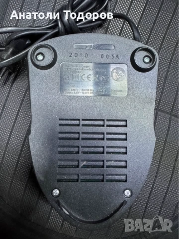 Зарядно Bosch, снимка 4 - Винтоверти - 54188703