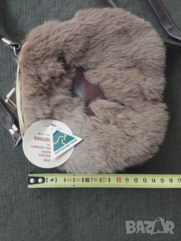 Продавам дамска чантичка от кенгуру Австралия