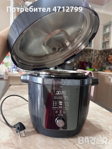 Мултикукър Instant Pot Pro Max, 5.7 л, Wi-Fi, 1200W, снимка 2 - Мултикукъри - 53143547
