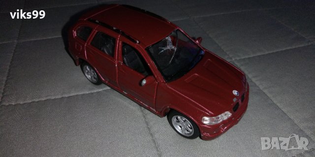 Метална количка BMW X5 - MAISTO 1/42, снимка 5 - Колекции - 39603139