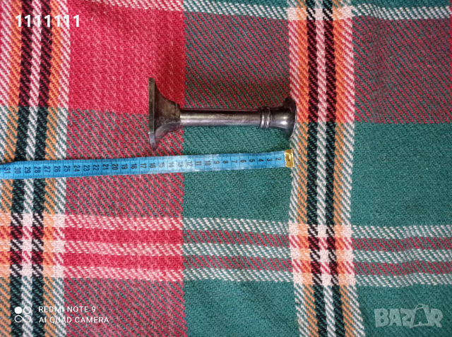 свещник метален, снимка 2 - Други ценни предмети - 44762075