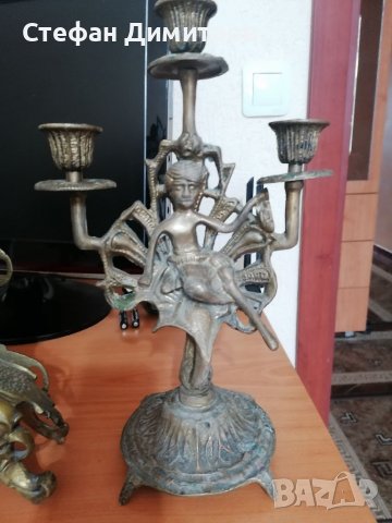 Комплект от бронзови предмети часовник с два броя свещници 3-ка, снимка 2 - Антикварни и старинни предмети - 38649740