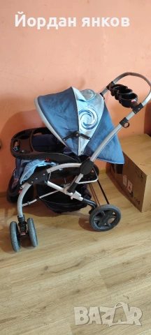 Комбинирана количка Future с люлеещ механизъм и поставки, снимка 3 - Детски колички - 54101011