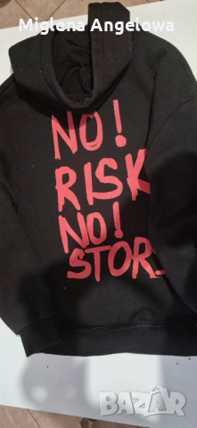 Черен суитчър, снимка 3 - Суичъри - 54265312