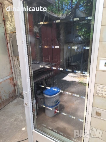 Вендинг хладилник витрина Damian DEB7P/6/ C-S2, снимка 2 - Вендинг машини - 50807457