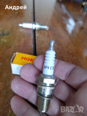 Автомобилна свещ,свещи NGK, снимка 5 - Други ценни предмети - 40312357