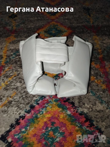Бяла Каска размер М, снимка 2 - Спортна екипировка - 53931179