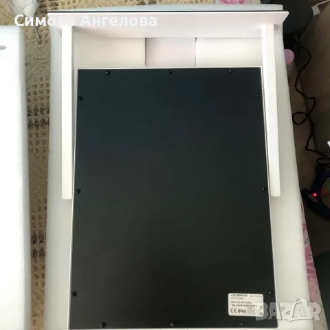 LED огледало за грим със стойка, USB зареждане и 10x лупа, снимка 3 - Други - 56202361