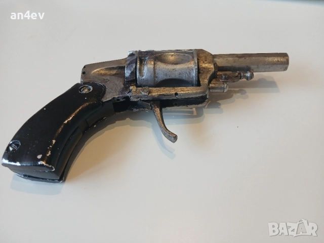 бюджетна антика от 19 век - револвер пистолет пищов, снимка 4 - Антикварни и старинни предмети - 51536416