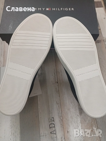 Дамски маратонки Tommy Hilfiger Нови!, снимка 5 - Кецове - 52657135