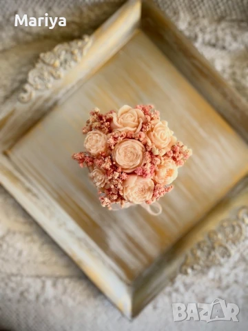 Букет в керамична кашпа от соев восък. С аромат и цвят по желание, снимка 5 - Изкуствени цветя - 51279375