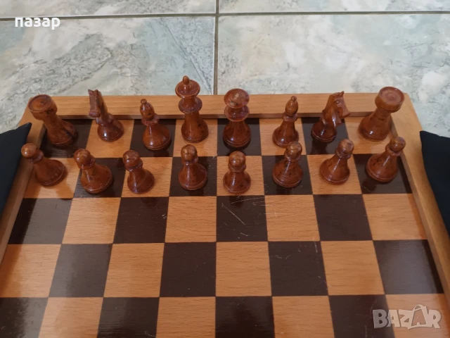 шах дъска със струговани дървени фигури, снимка 6 - Антикварни и старинни предмети - 50836936